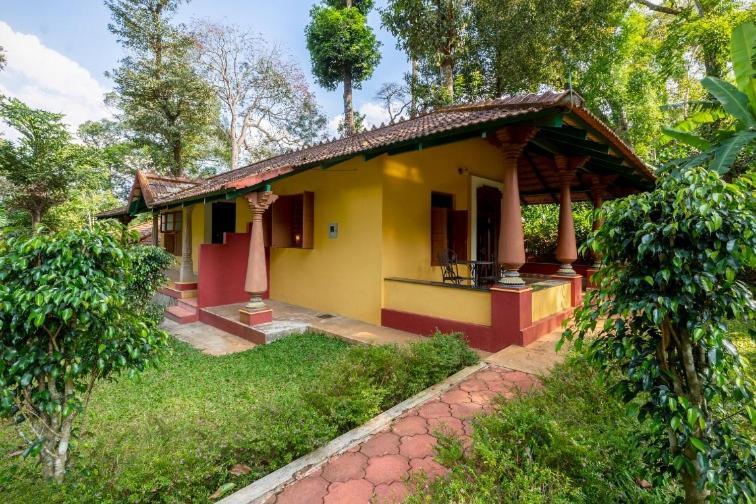 Ama Stays & Trails, Rare Earth Estate Madikeri Exteriör bild