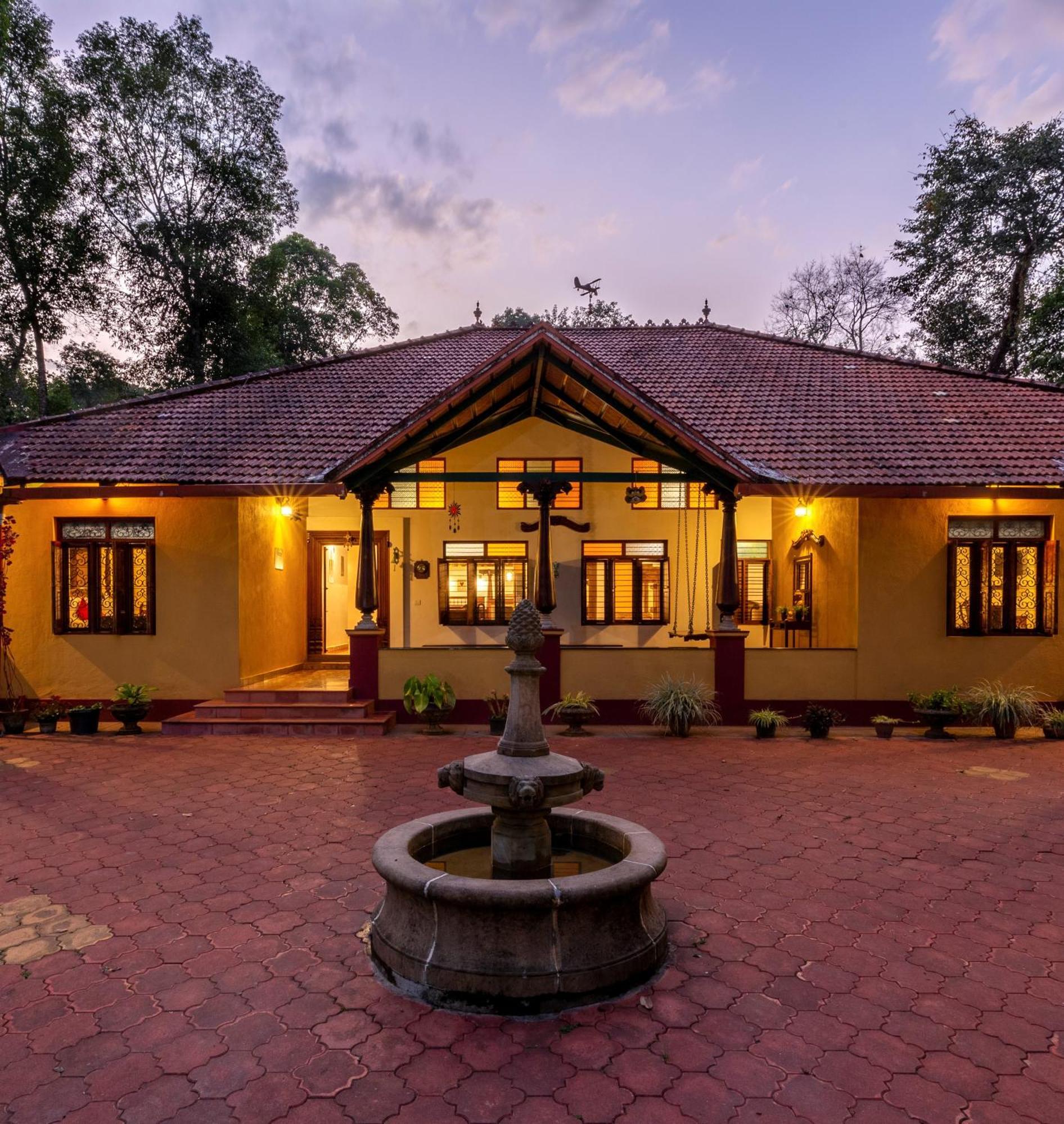Ama Stays & Trails, Rare Earth Estate Madikeri Exteriör bild